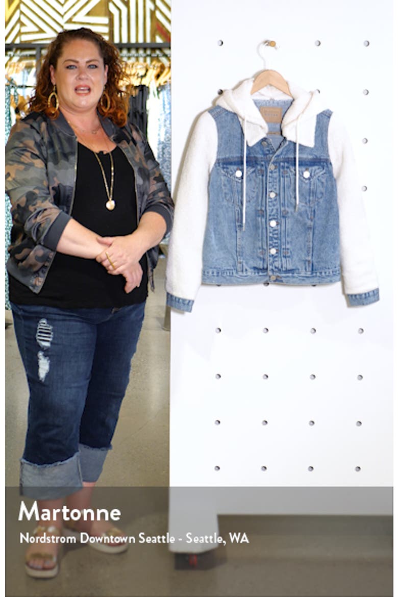 Fleece Contrast Denim Jacket video