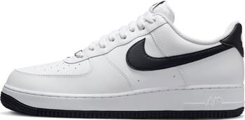 Air Force 1 '07 Sneaker