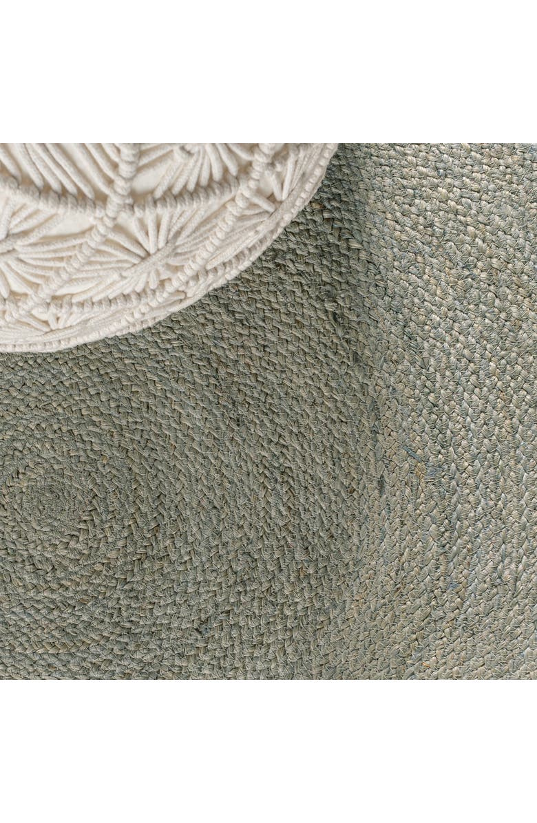 JONATHAN Y Zara Braided Coastal Cottage Round Jute Round Area Rug, Alternate, color, Gray