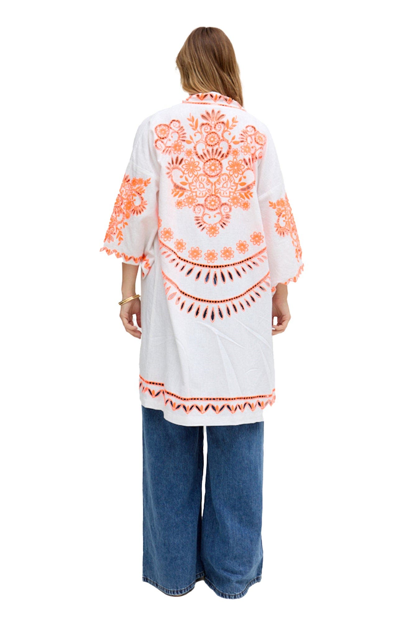 Lupe Edge To Edge Embroidered - image 2
