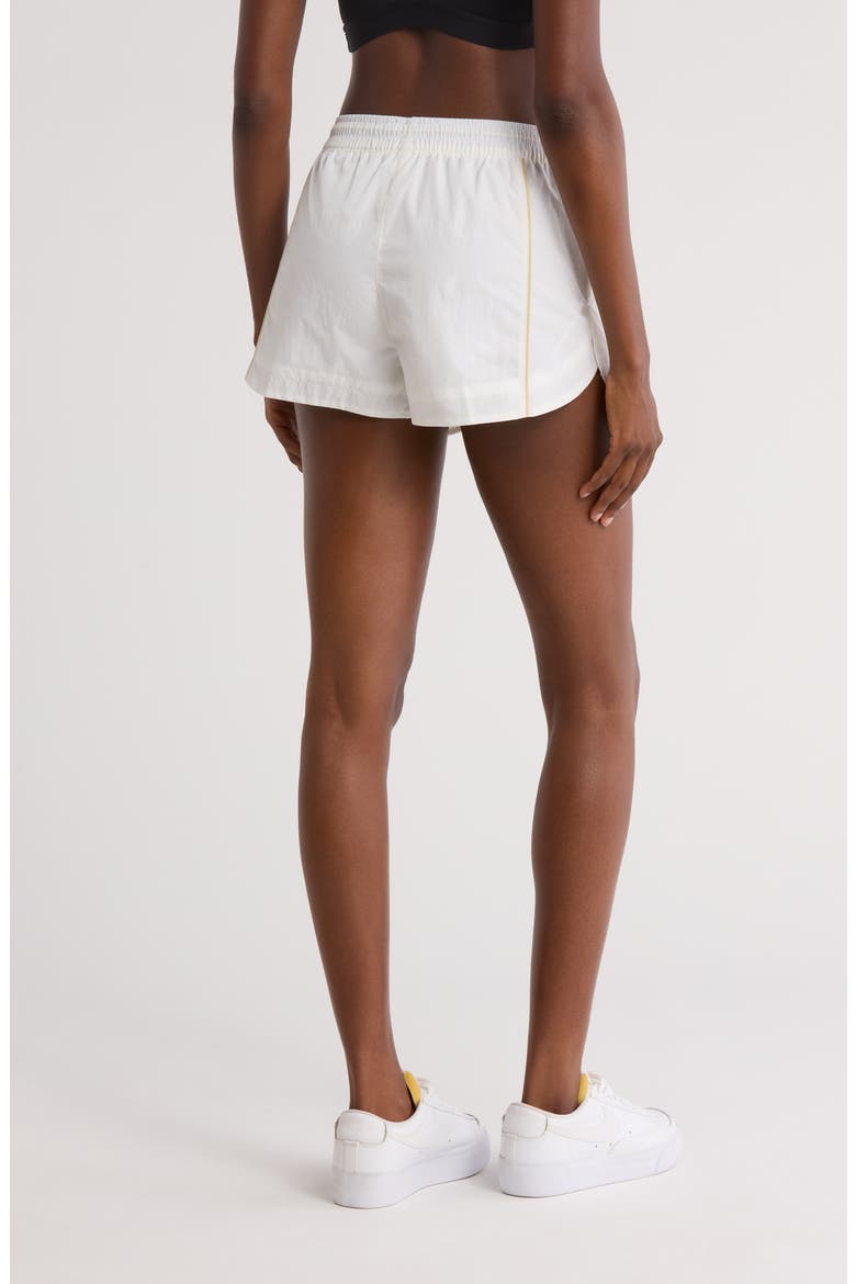 Windrunner Mid-Rise 2-Inch Woven Shorts, Alternate, color, SAIL/ TEAM GOLD/ BLACK