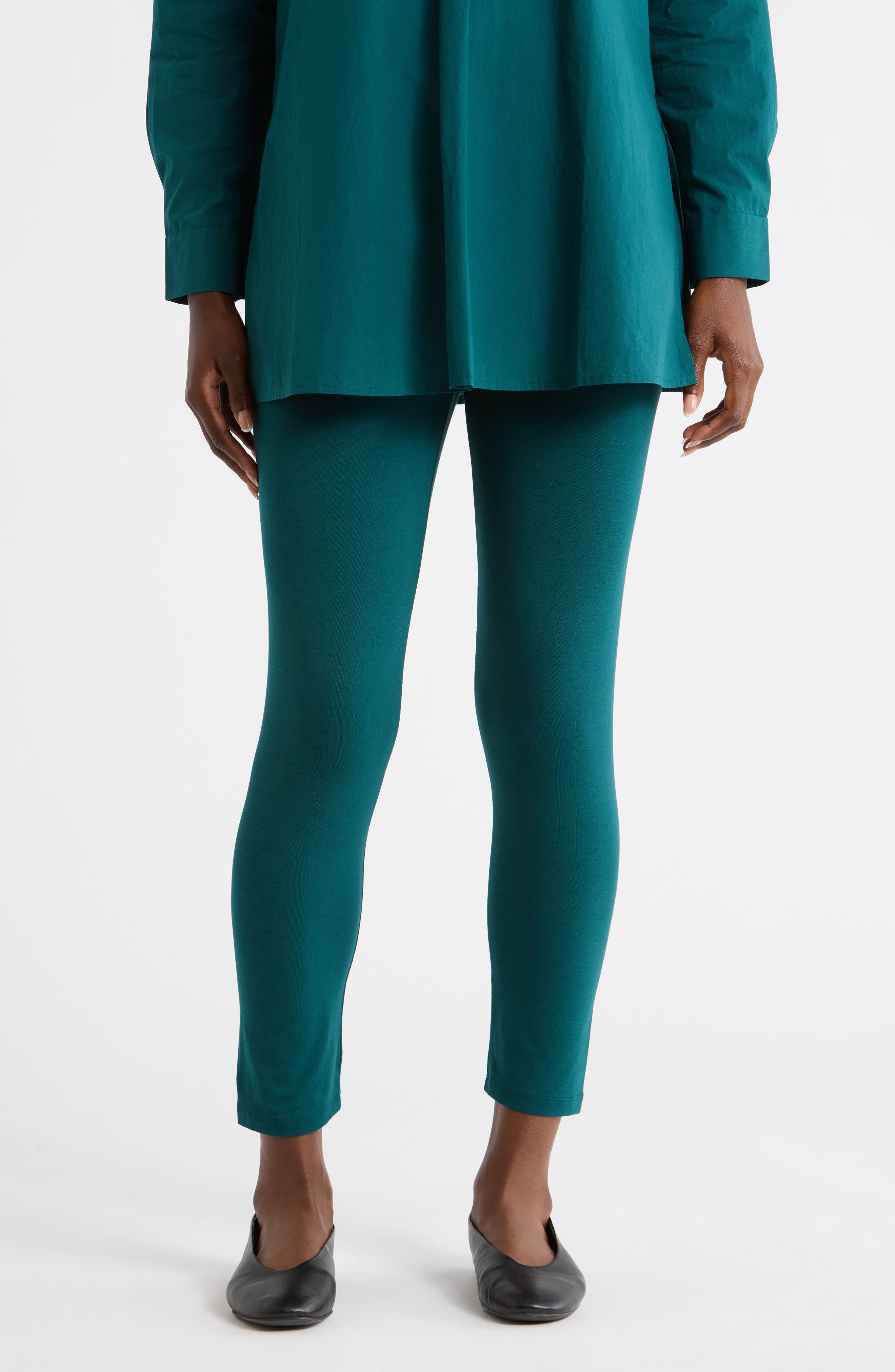 Crop Leggings - image 3
