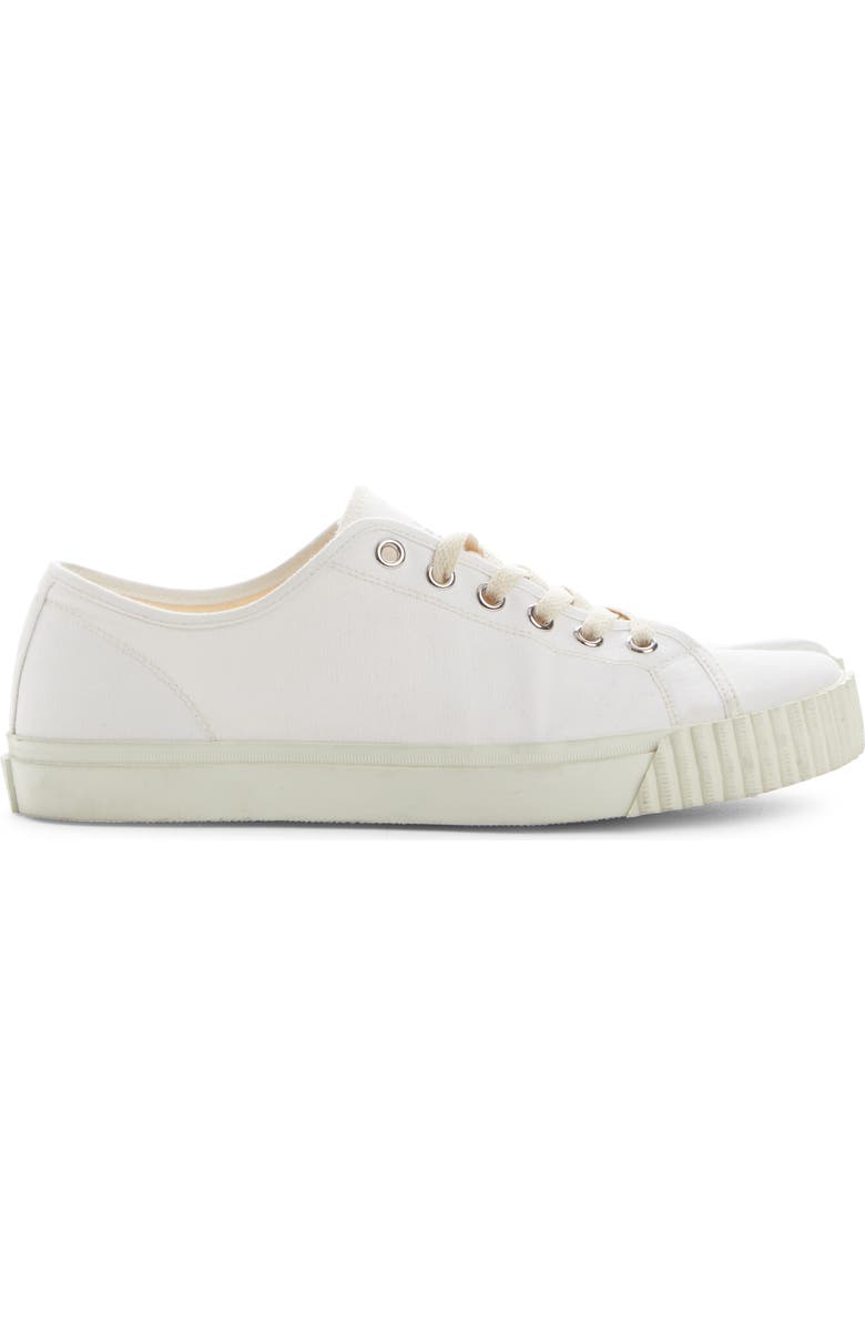 Maison Margiela Tabi Low Top Sneaker, Alternate, color, White
