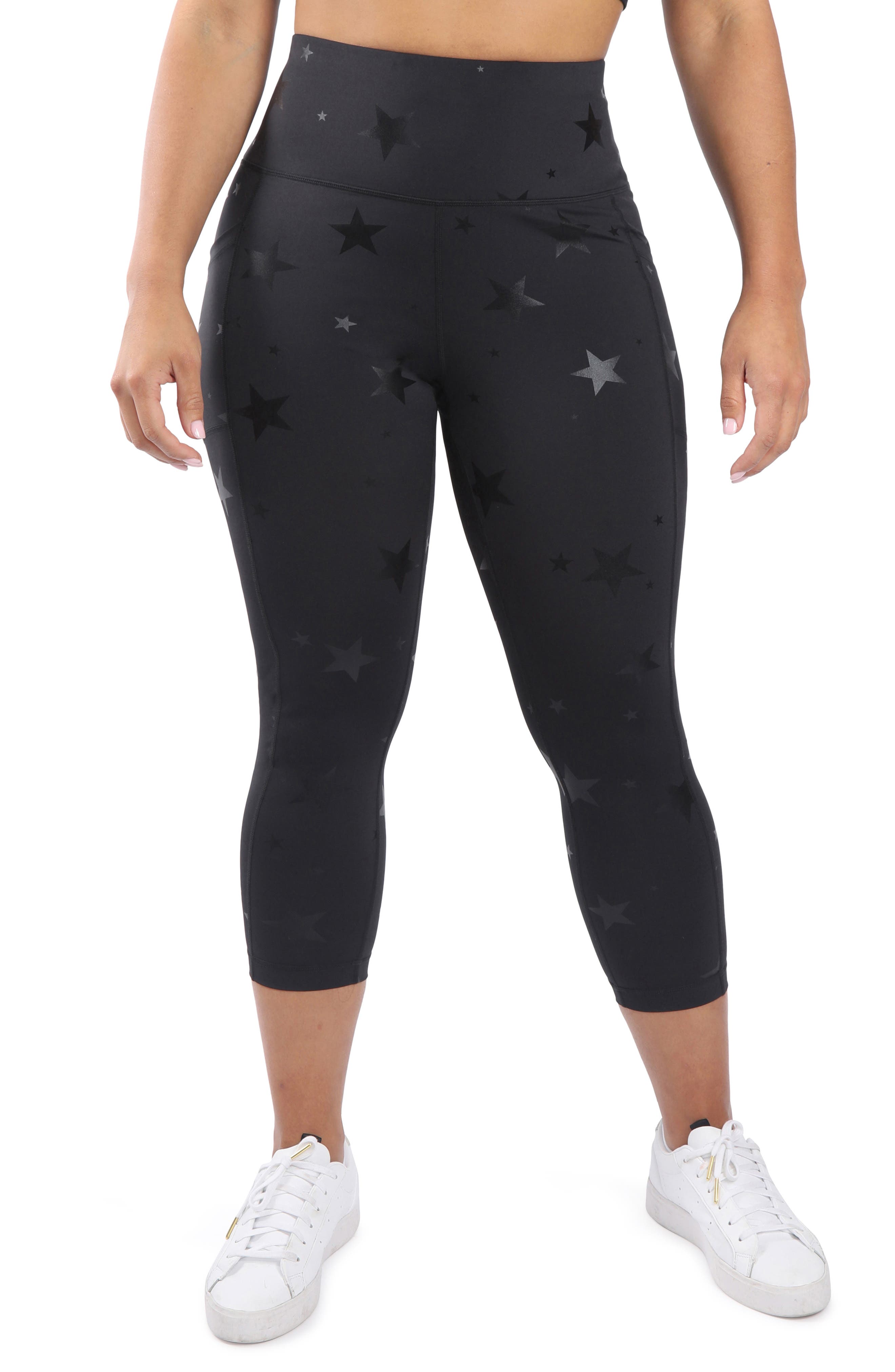 Ladies Time Sign 90 DEGREE BY REFLEX Printed Hi Waist Capri Leggings (Women) | Nordstromrack