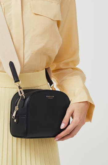 Radley Arden クレッセント ショルダーバッグ Radley Arden Crescent Crossbody Bag | Nordstromrack