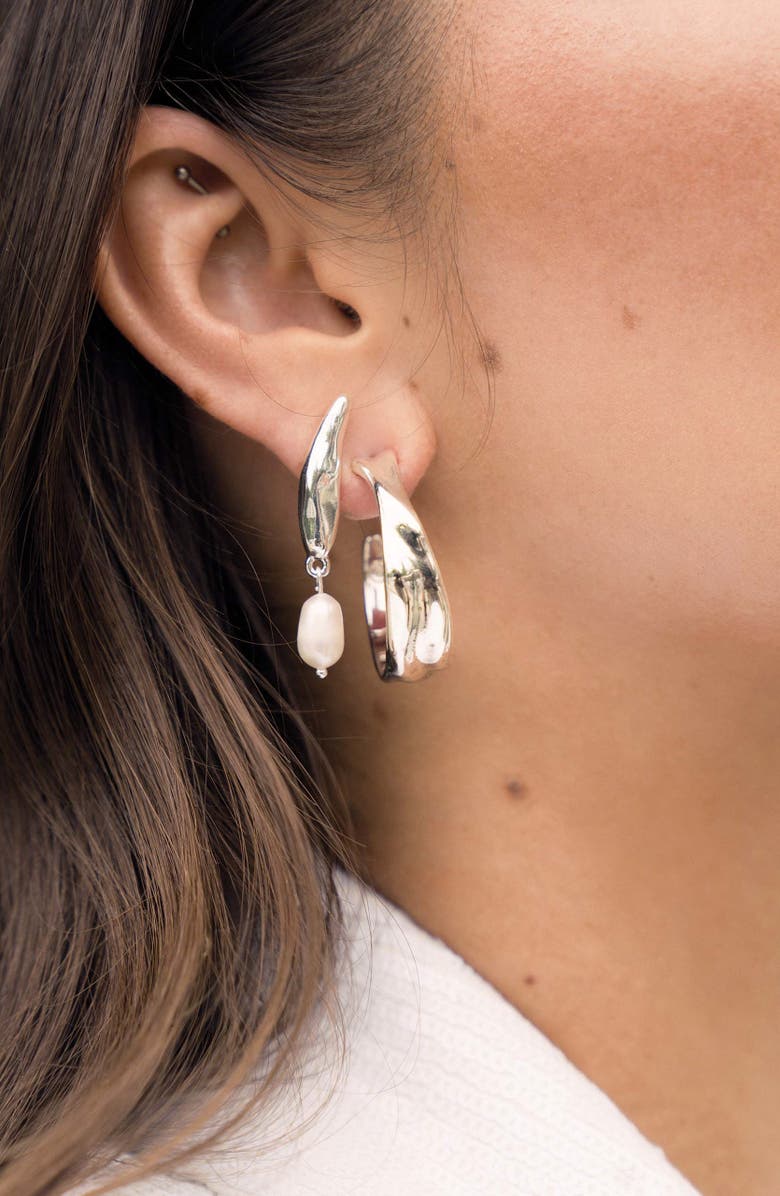 Ettika Liquid Elegance Pearl Drop Earrings, Alternate, color, Silver