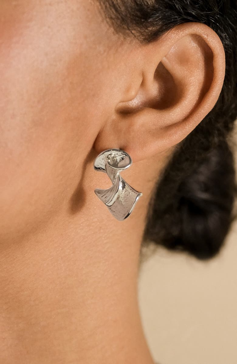 Sterling Forever Libby Textured Fan Stud Earrings, Alternate, color, Silver