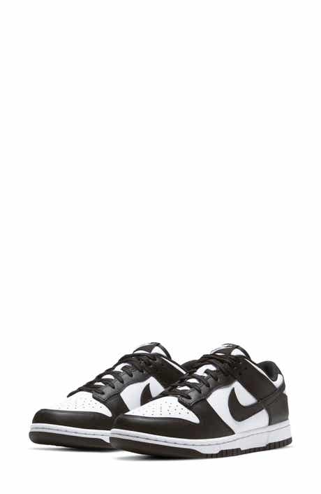 Dunk Low Basketball Sneaker