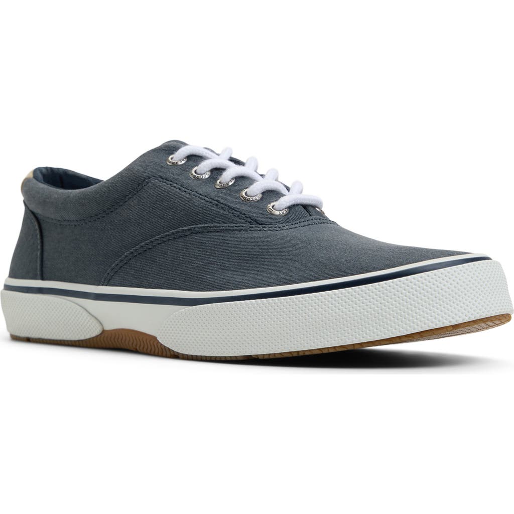 Sperry Halyard Saltwashed Low Top Sneaker In Blue