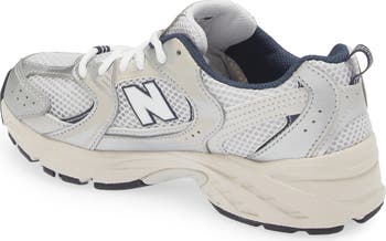 530 Sneaker