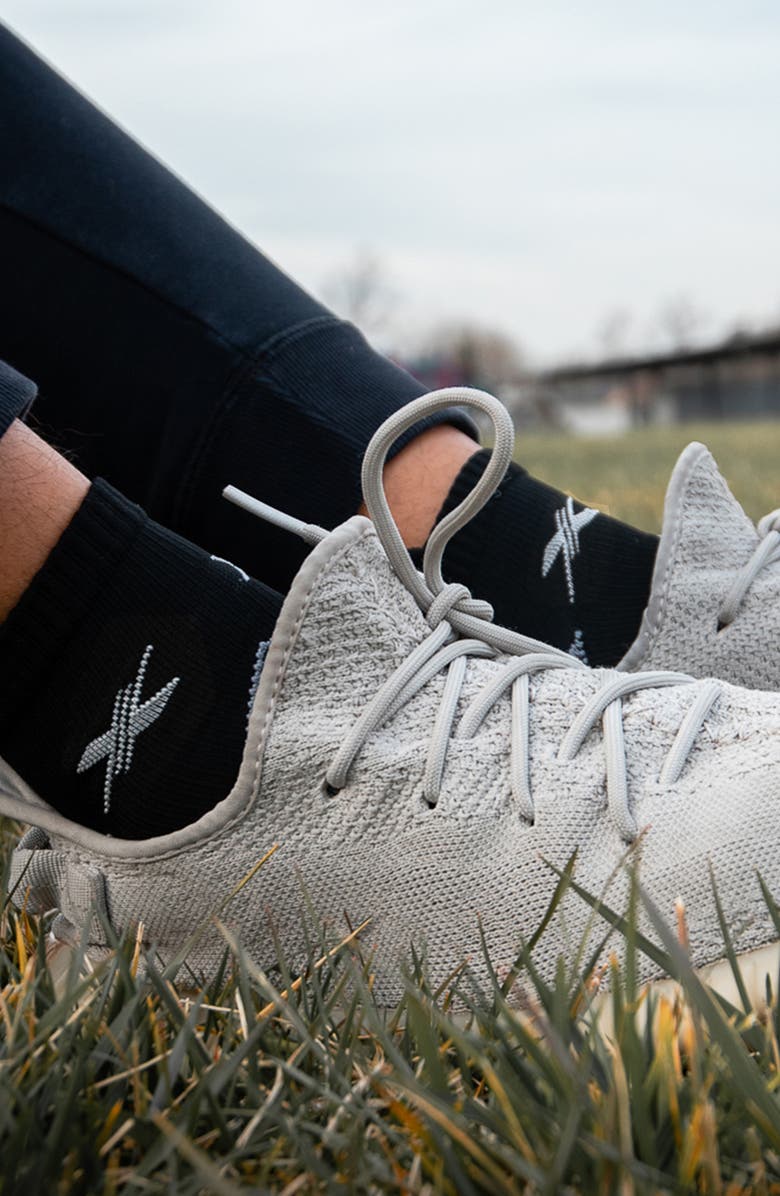 EXTREME FIT 3-Pack Low Cut Compression Socks, Alternate, color, Black