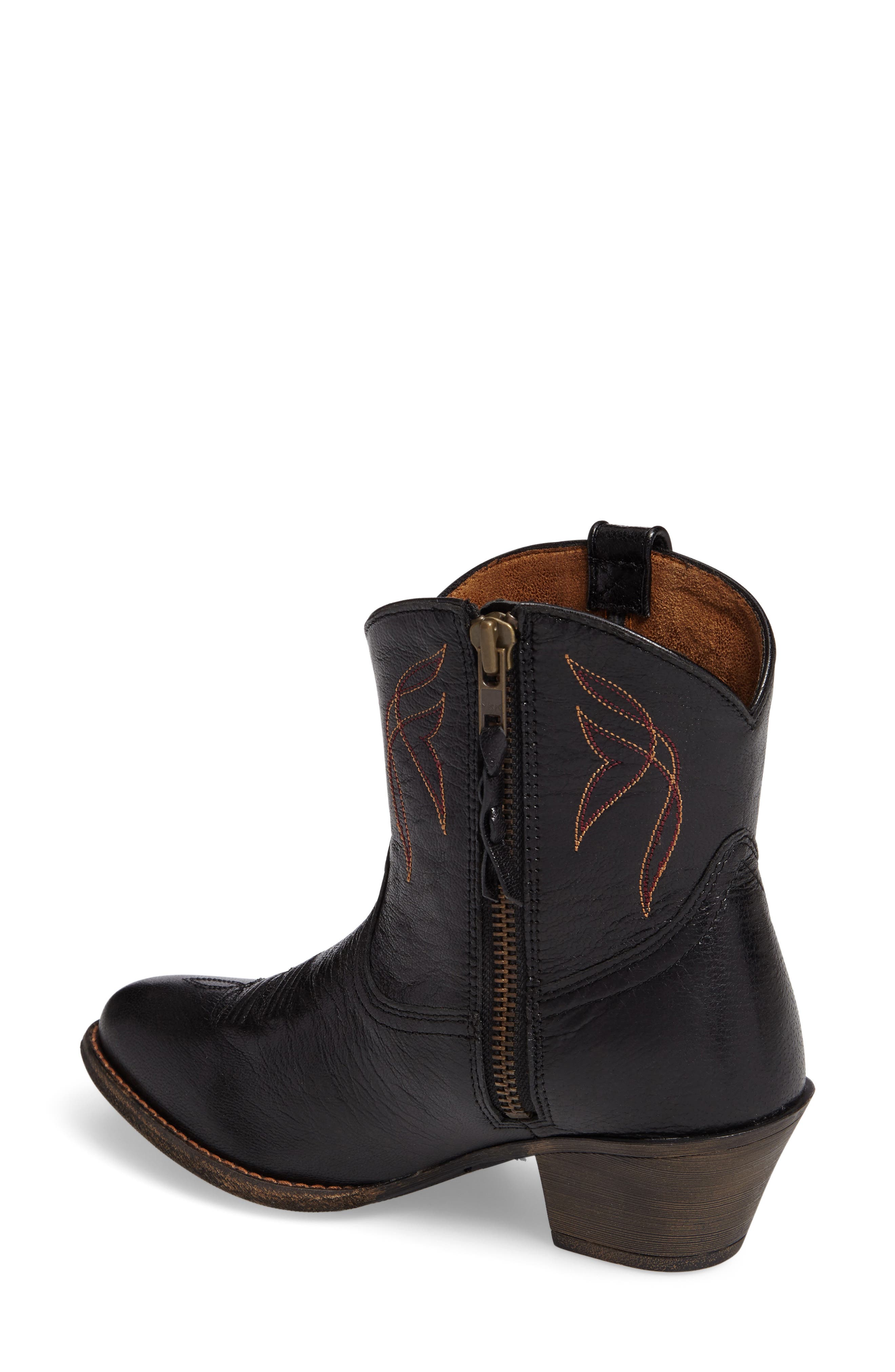 Darlin Short Western Boot - image 2