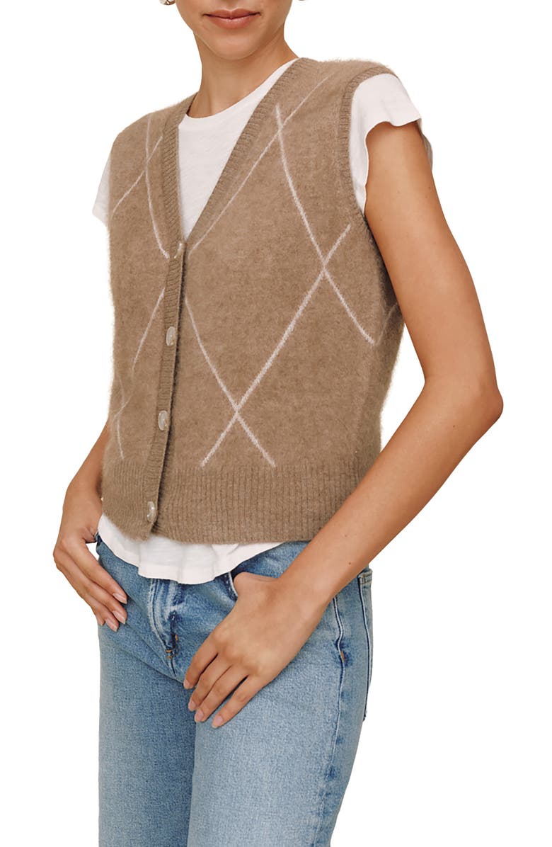 Bella Dahl Argyle Sweater Vest, Alternate, color, Spiced Chai
