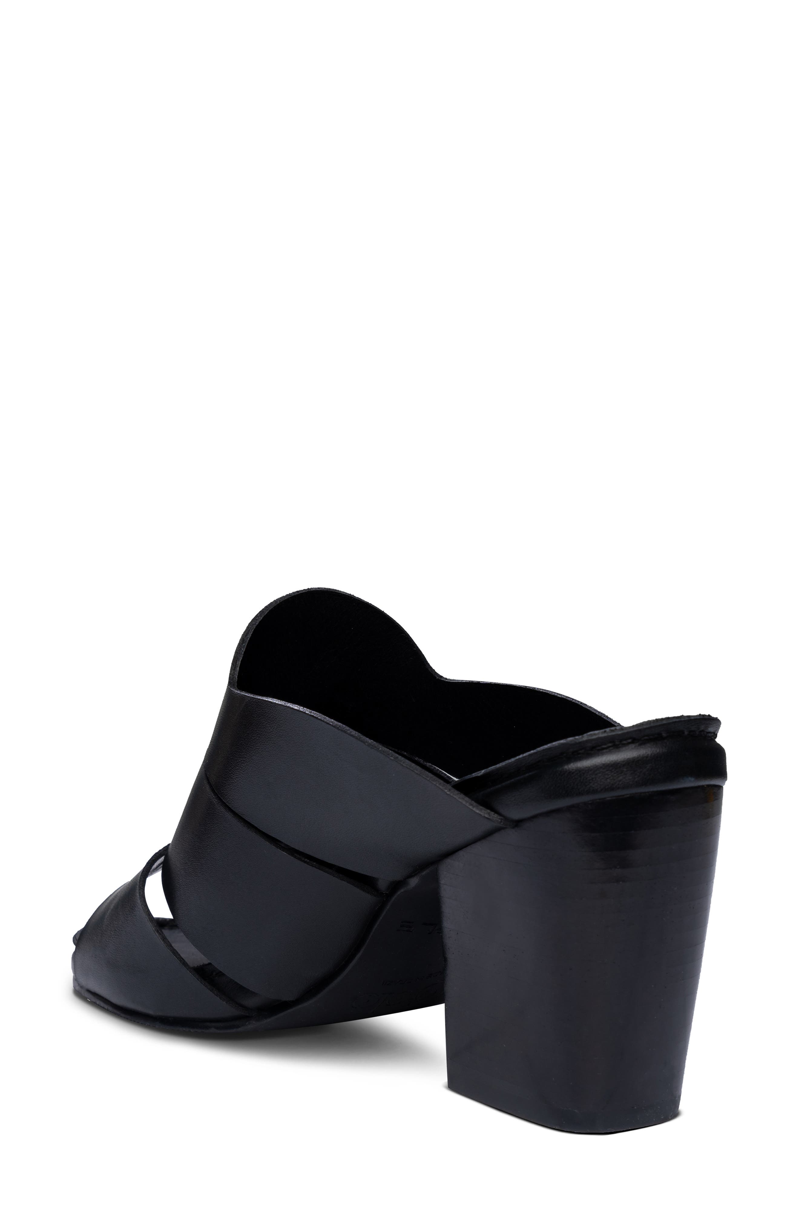 Golo Seamingly Leather Block Heel Sandal, Alternate, color, 