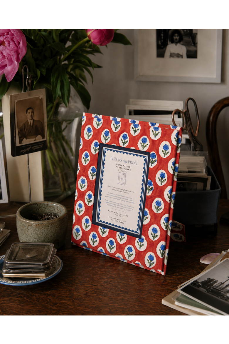 Block Print Photo Frame Buta, Alternate, color, Crimson