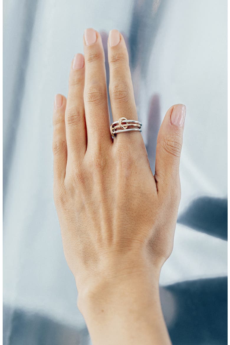 Solarium Linked Rings, Alternate, color, SILVER