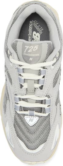 725 V1 Sneaker