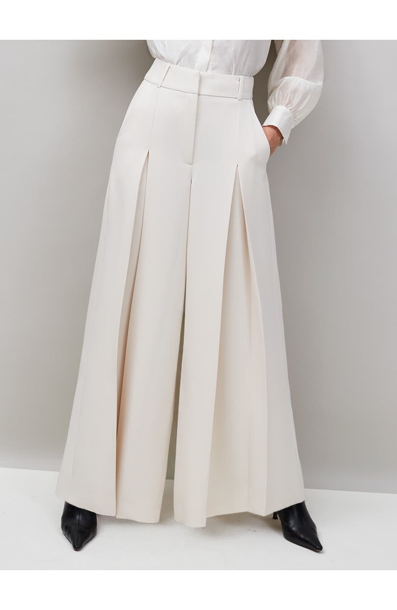 Ro&Zo Pleat Detail Wide Leg Pants, Alternate, color, Cream