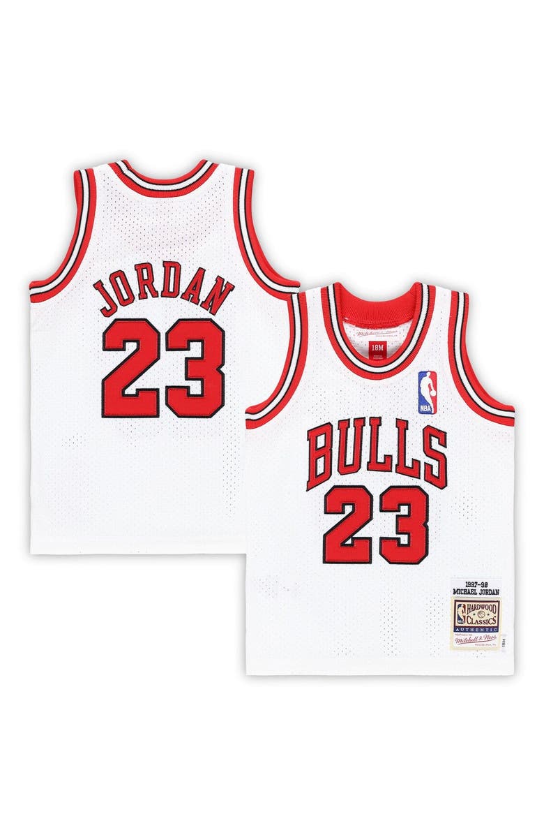 Mitchell & Ness Infant Mitchell & Ness Michael Jordan White Chicago Bulls 1997/98 Hardwood Classics Authentic Jersey, Main, color, White
