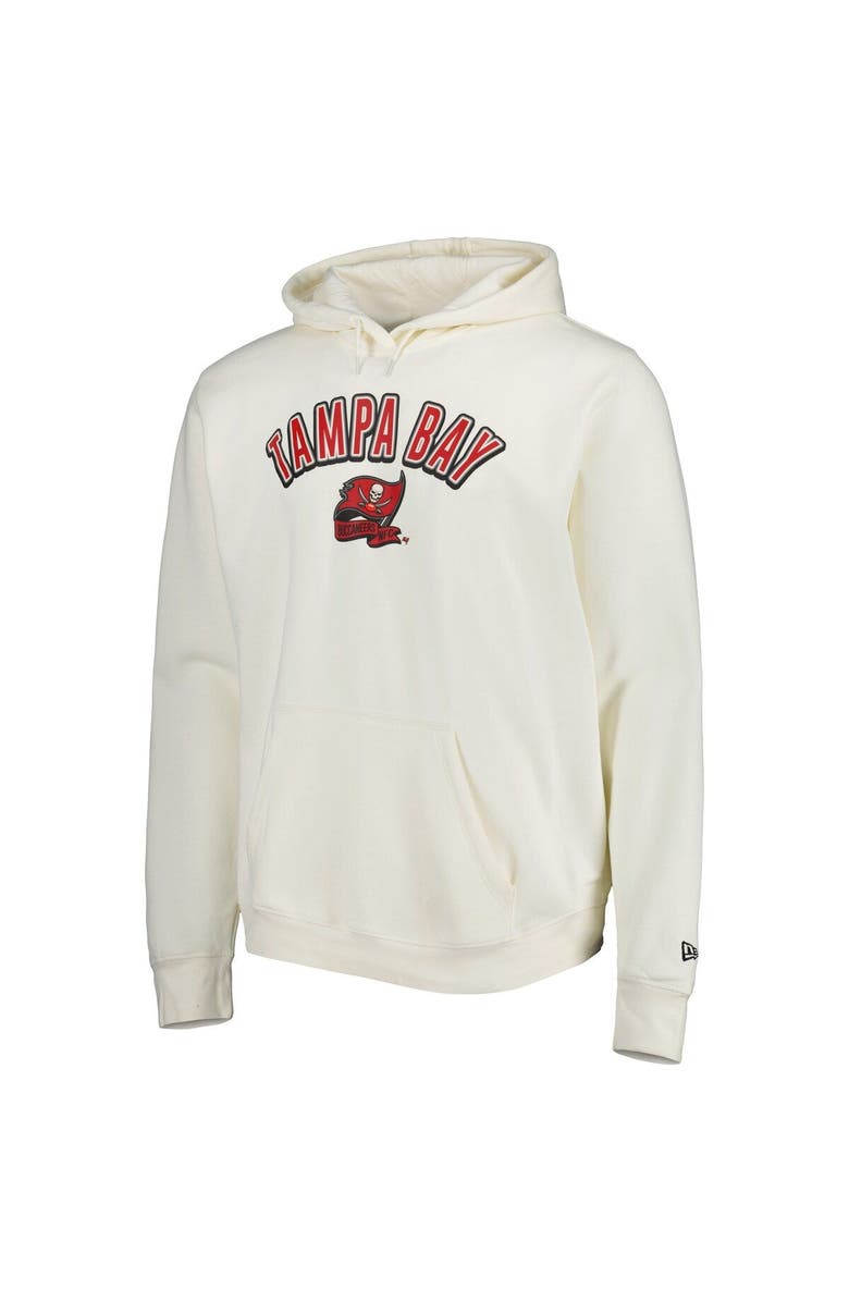 New Era Men's New Era Cream Tampa Bay Buccaneers Sideline Chrome Pullover Hoodie, Alternate, color, Cream