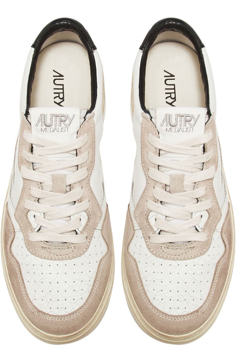 AUTRY Medalist Low Top Sneaker, Alternate, color,