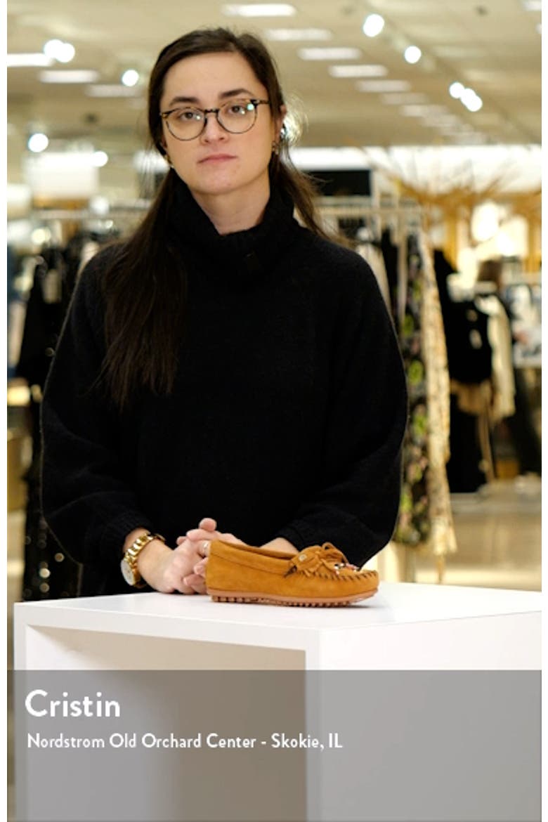 x Lucie Skjefte Thunderbird 'Animikii' Slipper video