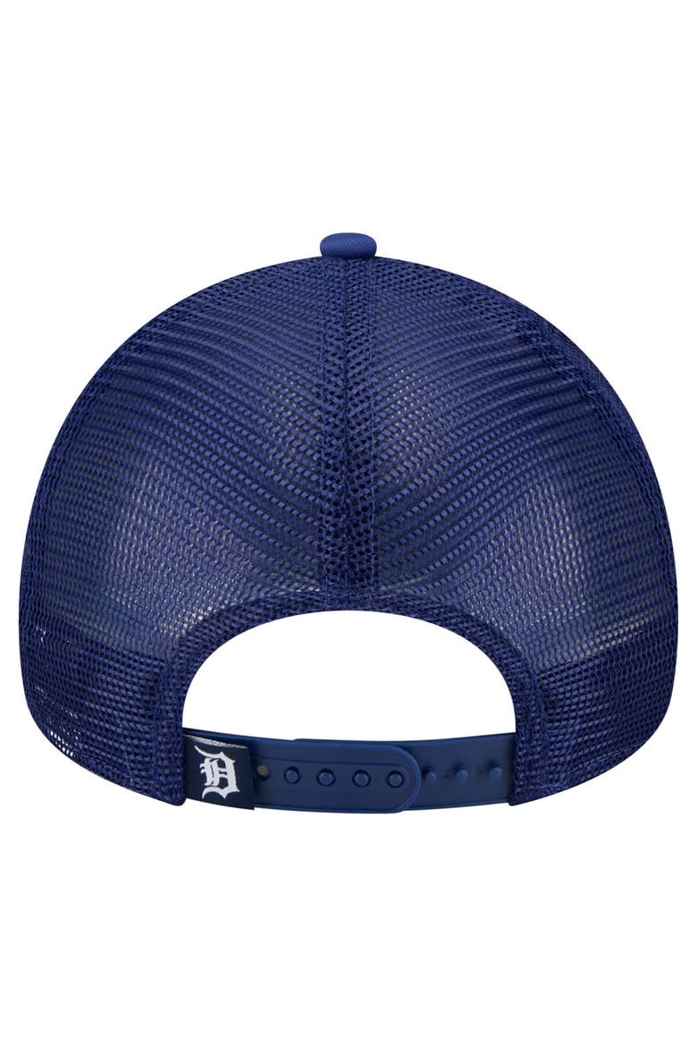 Men's New Era White/Navy Detroit Tigers Distressed 9FORTY A-Frame Adjustable Trucker Hat, Alternate, color, White