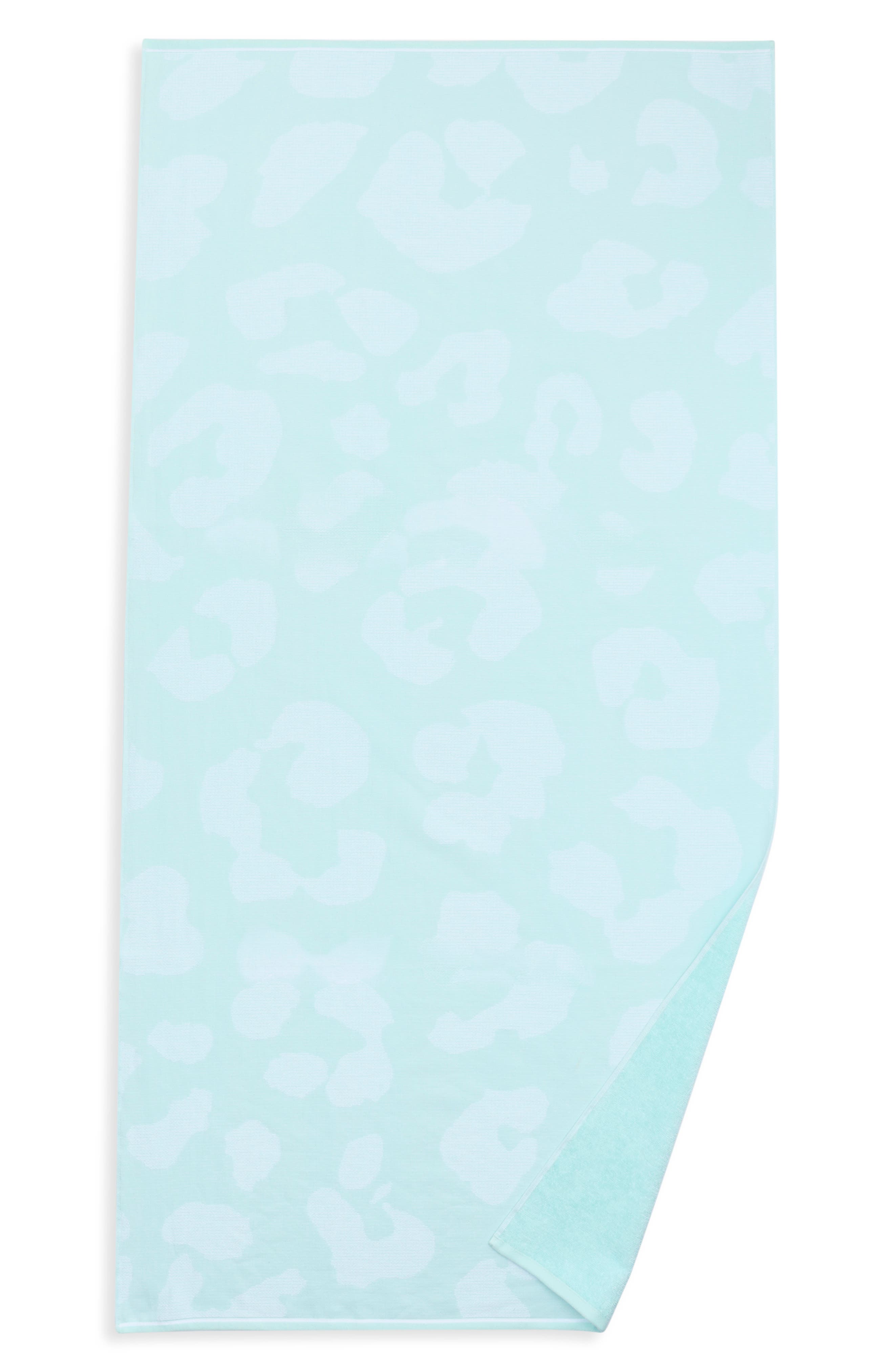 NORDSTROM RACK Leopard Spot Beach Towel