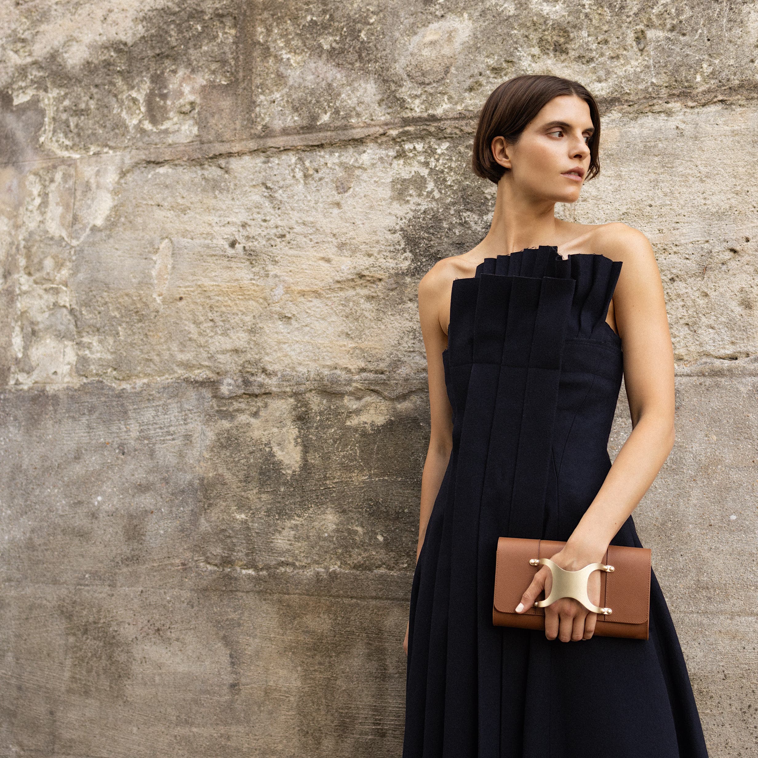 PERRIN PARIS Pont Clutch, Alternate, color, Black