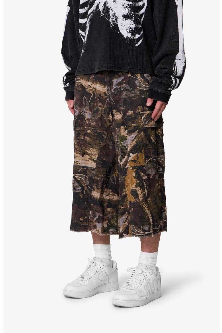 Extralong Cargo Shorts, Alternate, color, FOREST CAMO