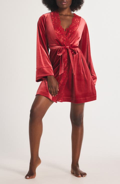 Plush Rush Short Velvet Robe (Regular & Plus)