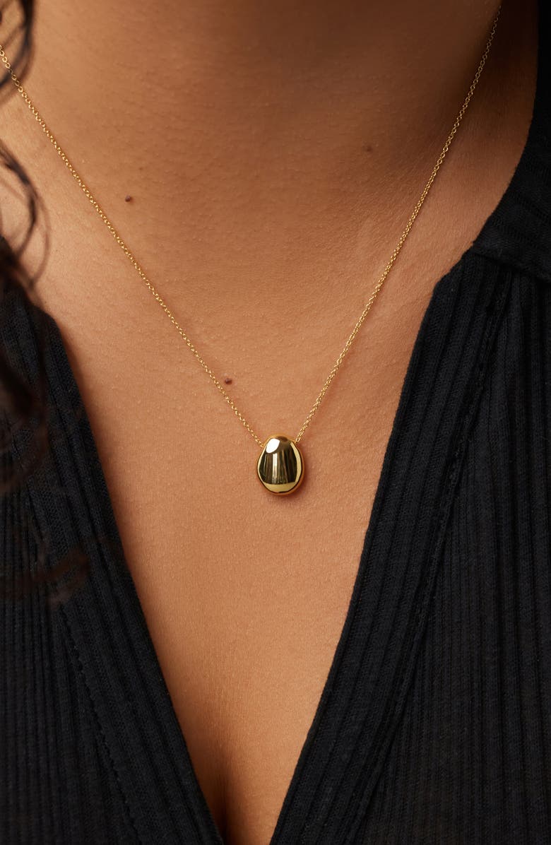 Gold Pendant Necklace - Pebble Mini