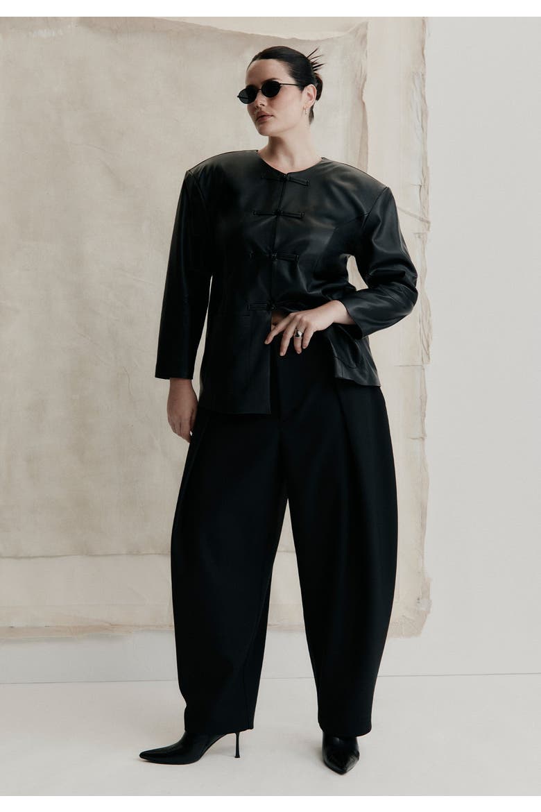 Pleat Detail Tailored Barrel Pant (plus), Alternate, color, BLACK ONYX
