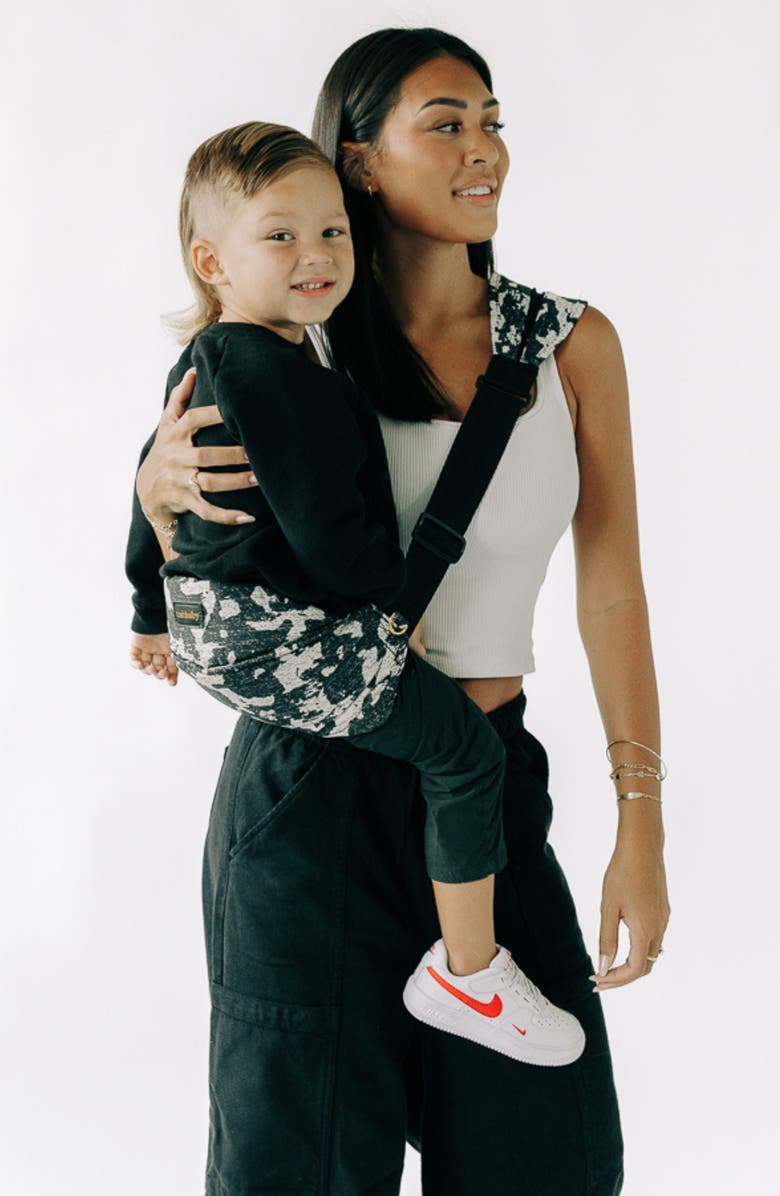 Tushbaby Liftoff Toddler Sling, Alternate, color, Black/ Cream