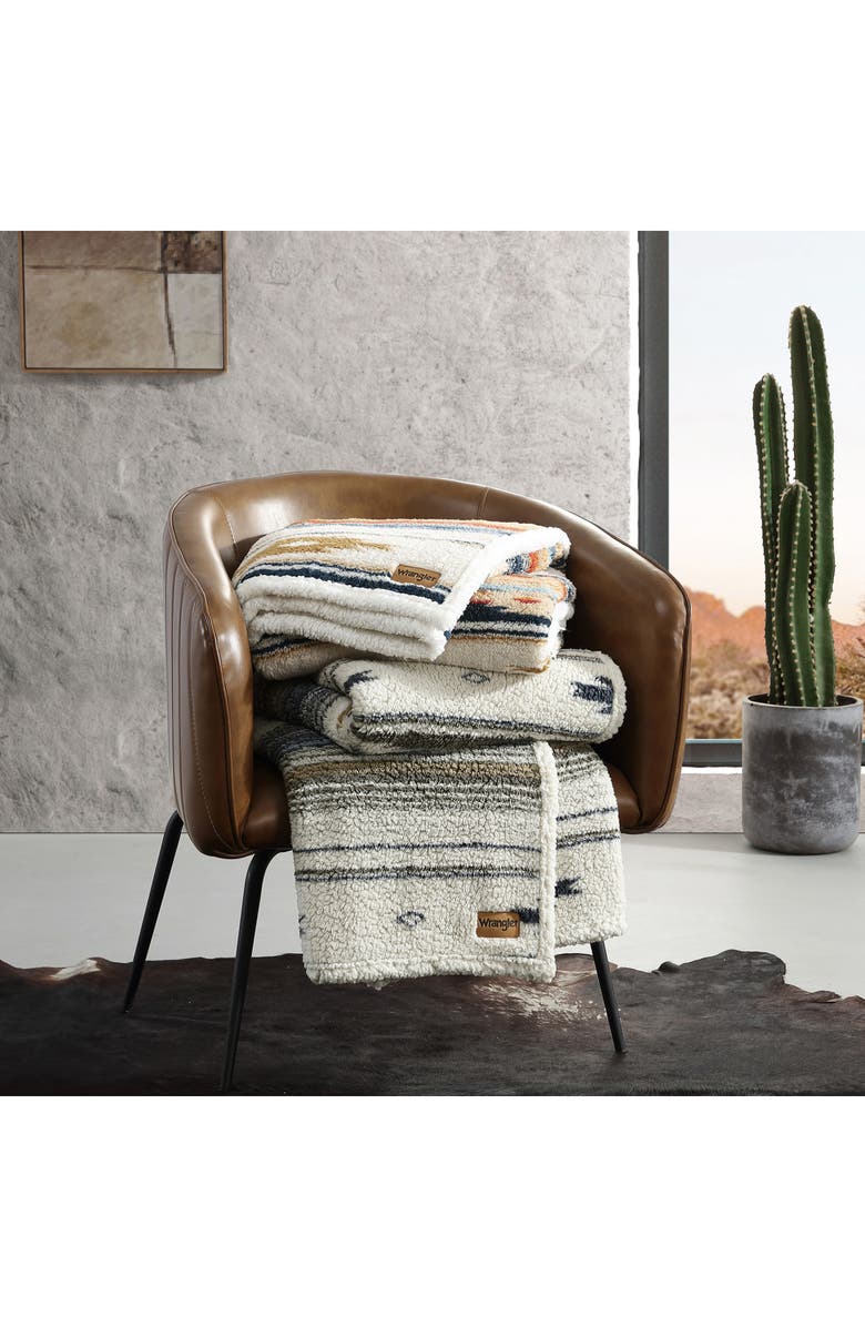 Wrangler Coyote Sands Faux Shearling Throw Blanket, Alternate, color, Brown