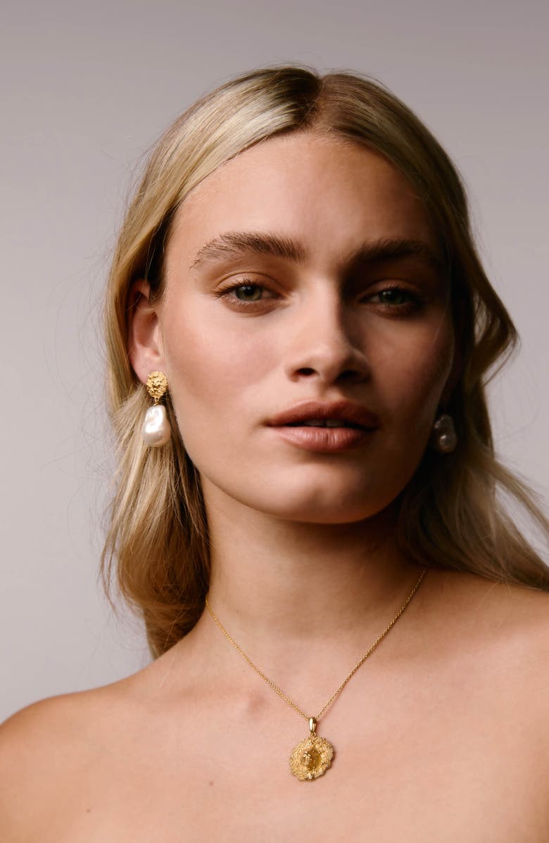 Freya Rose Lion Pendant, Alternate, color, Gold