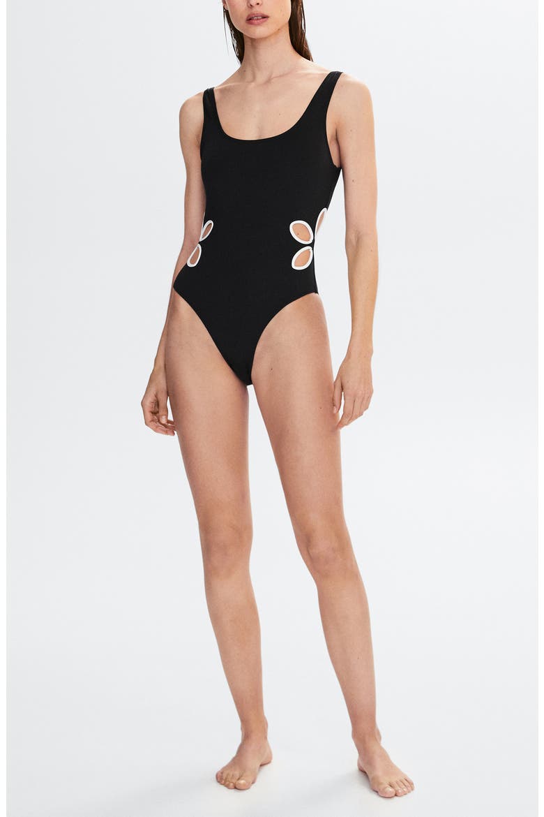 Cutout Detail One-Piece Swimsuit, Alternate, color, BLACK