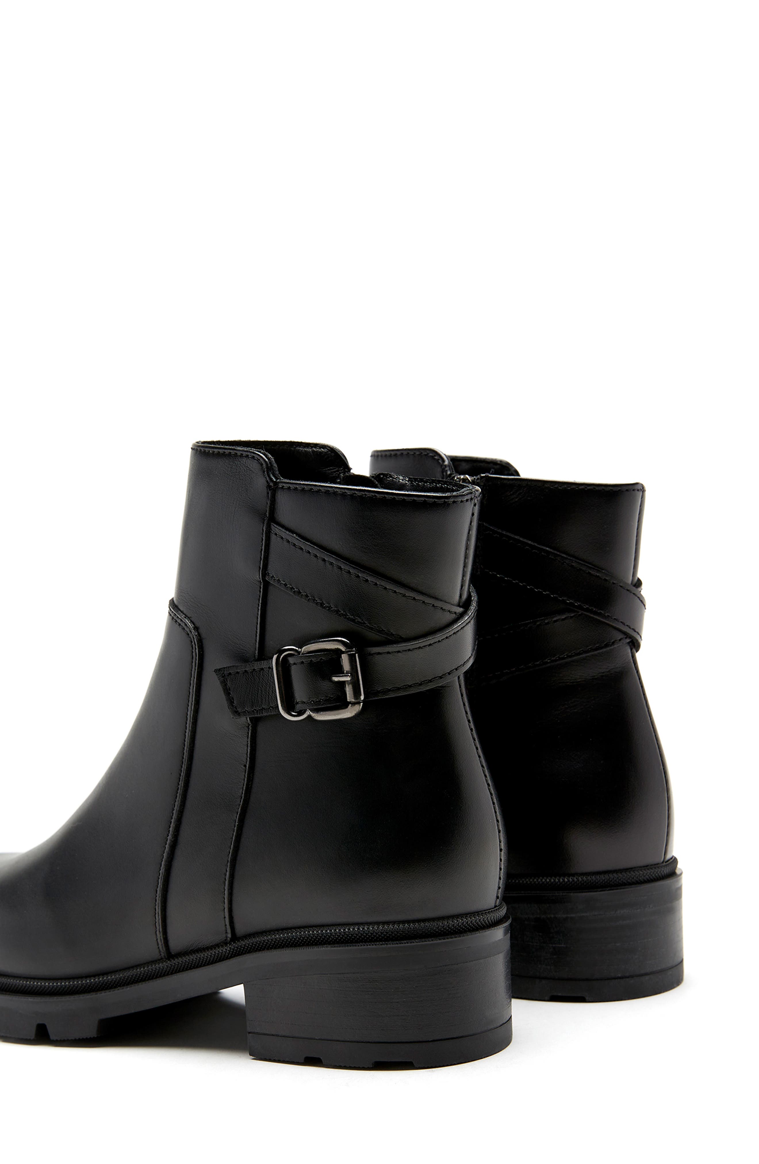 La Canadienne Shai Waterproof Bootie, Alternate, color, Black Leather