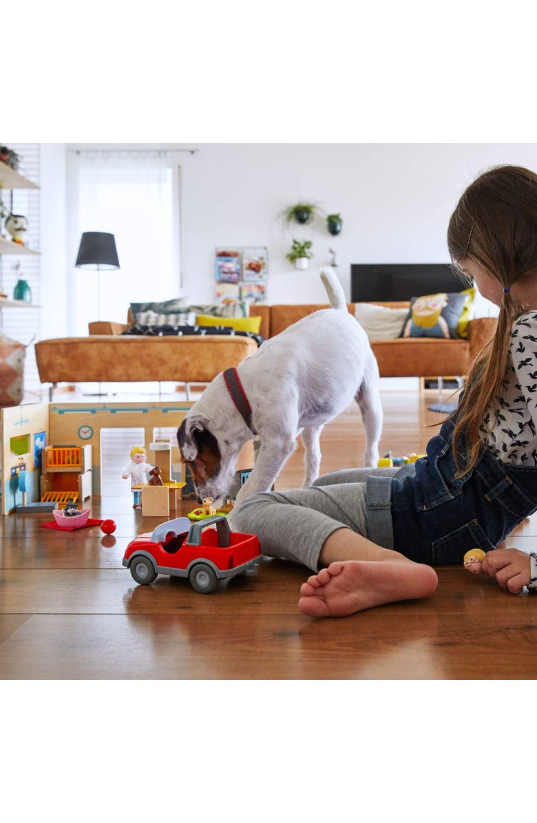 HABA Little Friends Veterinary Clinic Play Set - 4 Detailed Rooms with 1 Vet Figure, Kitten, Kennels and Accessories, Alternate, color,