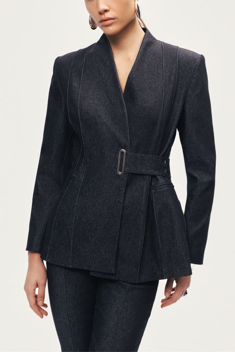 Women's Sharply Tailored Belt Detailed Blazer