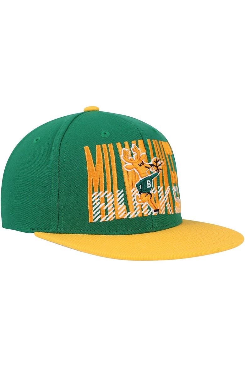 Men's Mitchell & Ness Hunter Green Milwaukee Bucks SOUL Cross Check Snapback, Alternate, color, Hunter Green