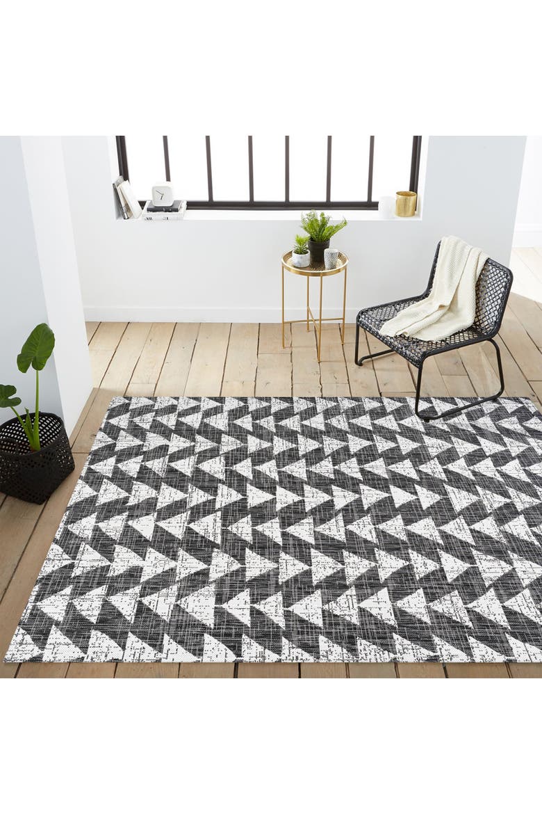 Andratx Modern  Geometric Indoor/Outdoor Area Rug, Alternate, color, Black/Ivory