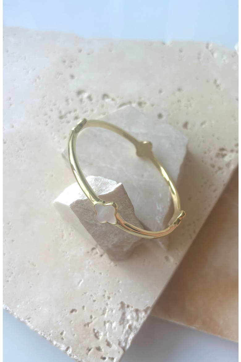 Mother of Pearl Clover Station Bangle, Alternate, color, GOLD