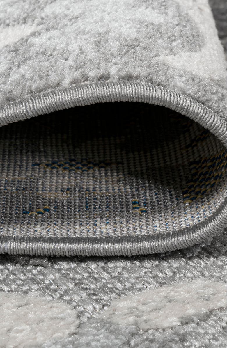 JONATHAN Y Lucena Modern Medallion High-Low Indoor/Outdoor Area Rug, Alternate, color, Light Gray/Ivory