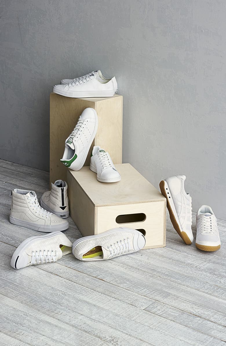 Onitsuka Tiger<sup>™</sup> Ultimate 81<sup>™</sup> Sneaker, Main, color,