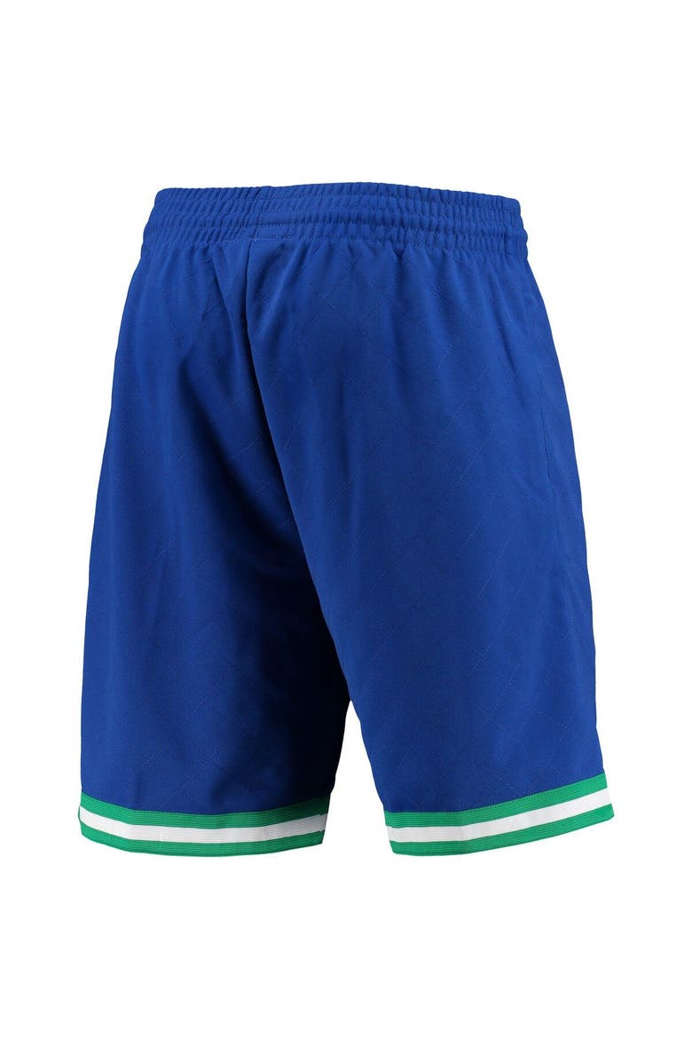 Men's Mitchell & Ness Blue Dallas Mavericks 1998 Hardwood Classics 75th Anniversary Swingman Shorts, Alternate, color, Blue
