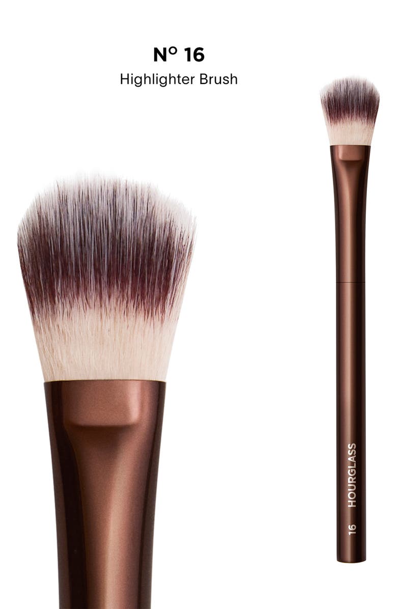 HOURGLASS No. 16 Highlighter Brush, Alternate, color, 