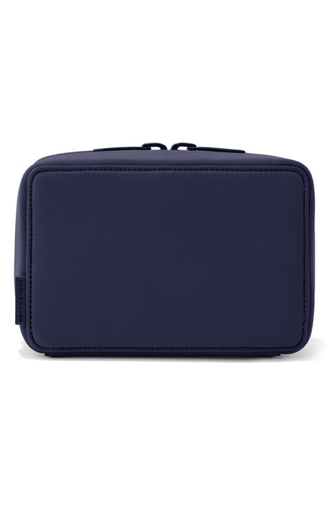 Arlo Large Tech Organizer
