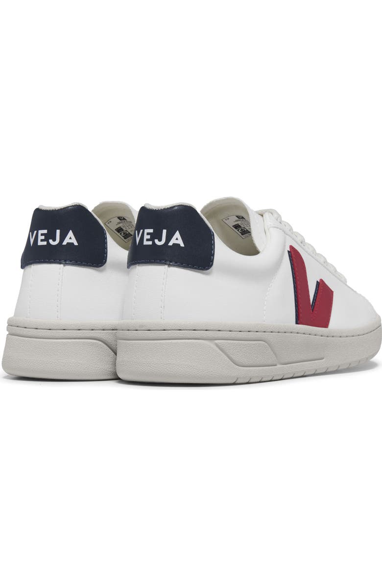 Veja Urca CWL Sneaker, Alternate, color,