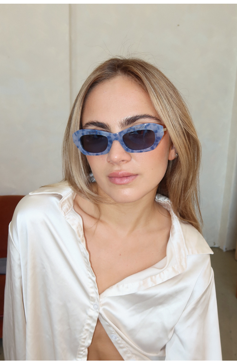 INDY Head In The Clouds Polarized Sunglasses, Alternate, color, Blue